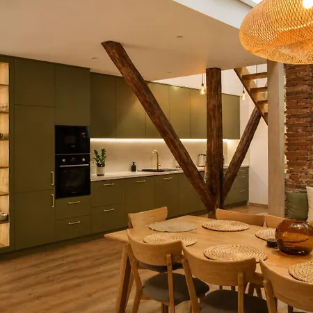 Rosa Loft