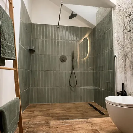 Rosa Loft